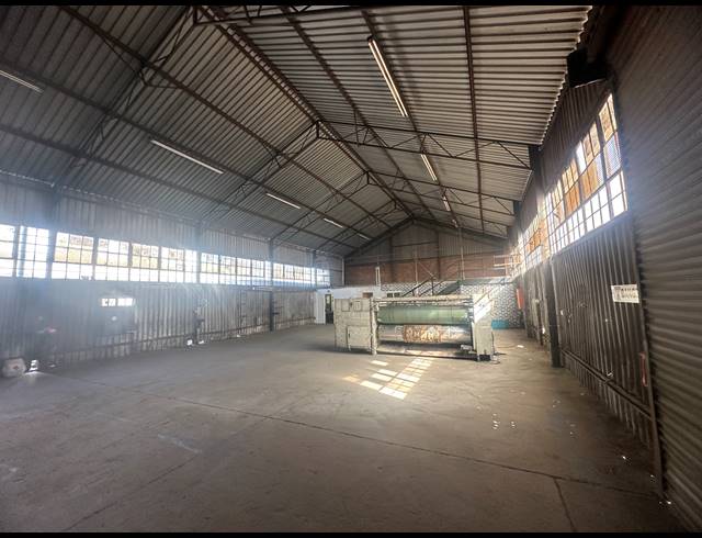 4,773M² WAREHOUSE FOR SALE IN CHLOORKOP
